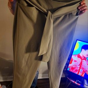 NEW YORK AND COMPANY PANTS